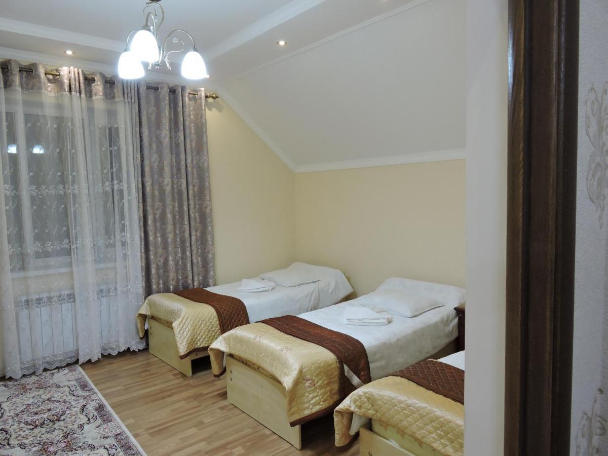 Guest House Ulukbek Bokonbayevo Екстер'єр фото